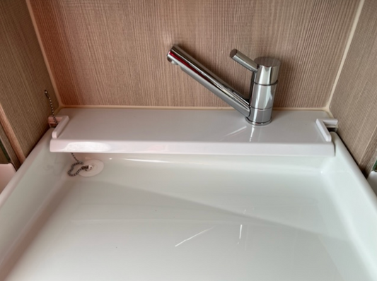 Adria Adora/Alpina water stop bathroom